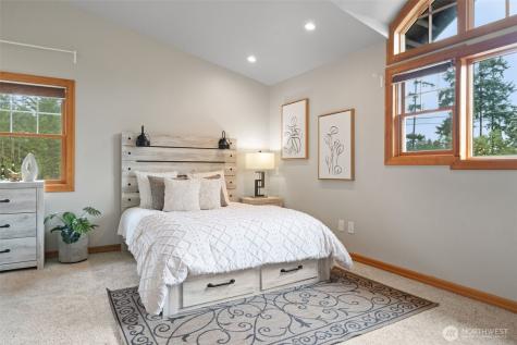 6944 SE Nelson Road Olalla WA 98359