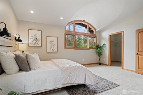 6944 SE Nelson Road Olalla WA 98359