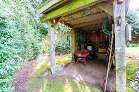 44 Everett Way Hat Island WA 98206