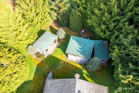 44 Everett Way Hat Island WA 98206