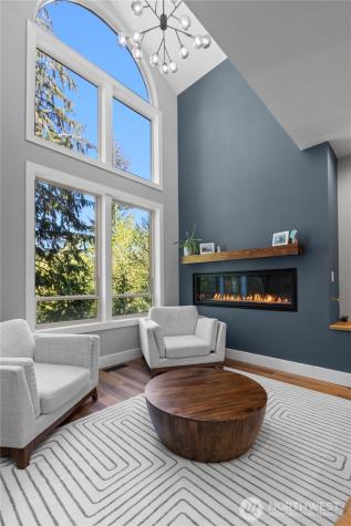 2 Rocky Ridge Drive Bellingham WA 98229