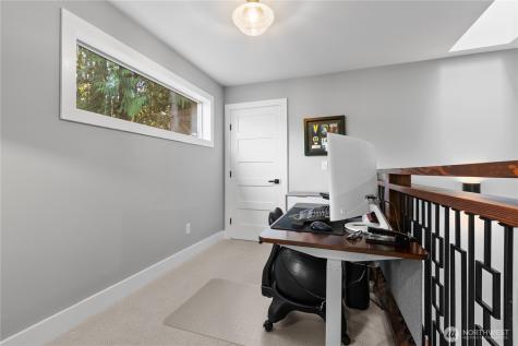 2 Rocky Ridge Drive Bellingham WA 98229