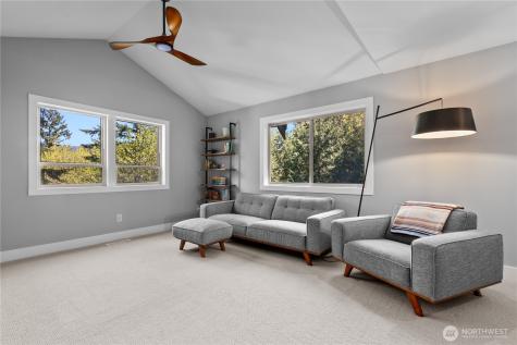 2 Rocky Ridge Drive Bellingham WA 98229