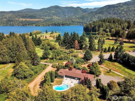 2 Rocky Ridge Drive Bellingham WA 98229