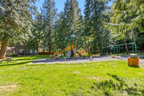 2 Rocky Ridge Drive Bellingham WA 98229