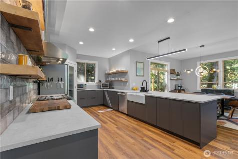 2 Rocky Ridge Drive Bellingham WA 98229