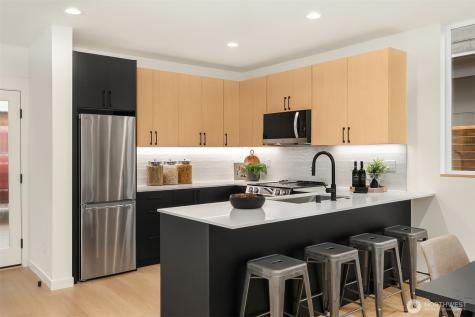 1453 22nd Avenue Seattle WA 98122
