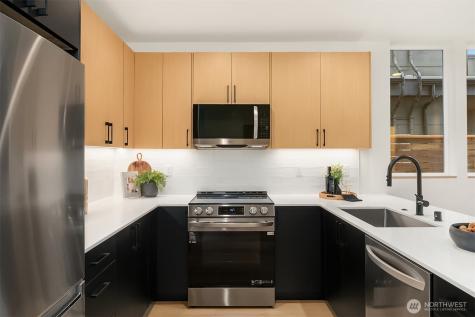1453 22nd Avenue Seattle WA 98122
