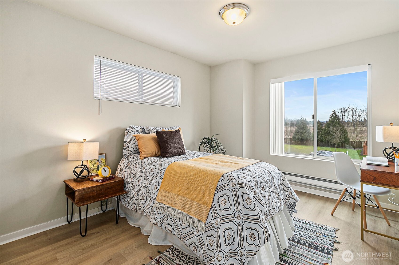 1051 42nd Court NE Auburn WA 98002
