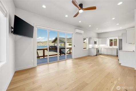 21 Grace Lane Chelan WA 98816