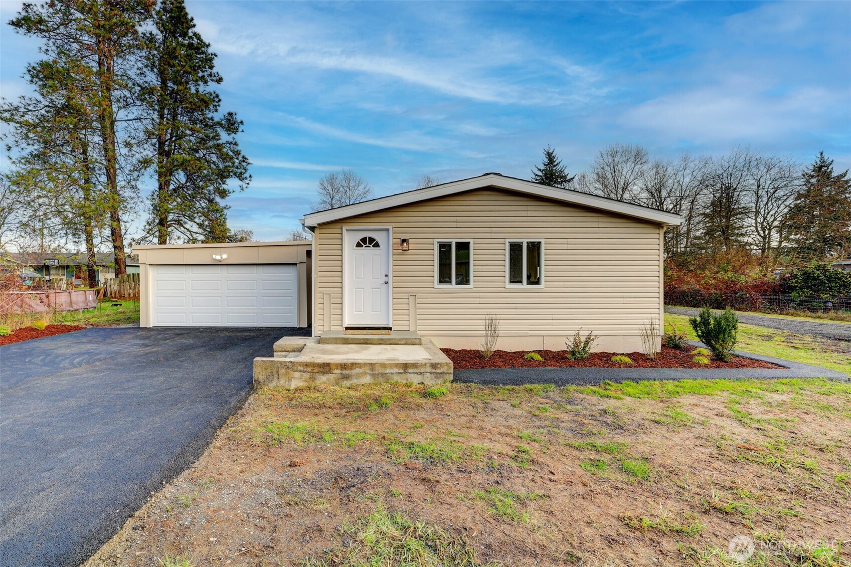 11221 40th Avenue E Tacoma WA 98446
