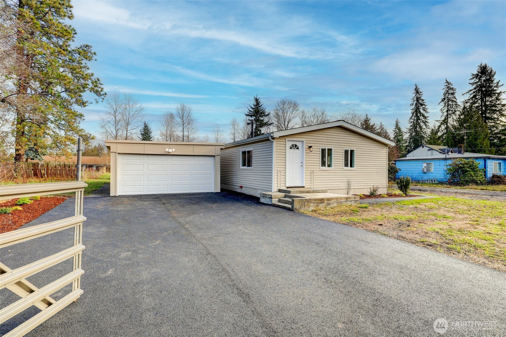 11221 40th Avenue E Tacoma WA 98446