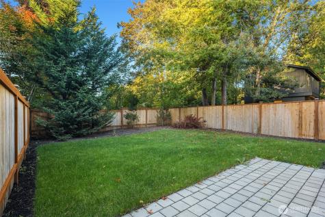 10172 NE 113th Place Kirkland WA 98033