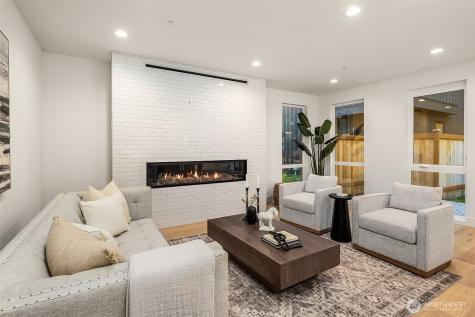 10172 NE 113th Place Kirkland WA 98033