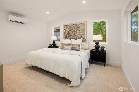 10172 NE 113th Place Kirkland WA 98033