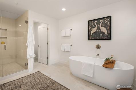 10172 NE 113th Place Kirkland WA 98033