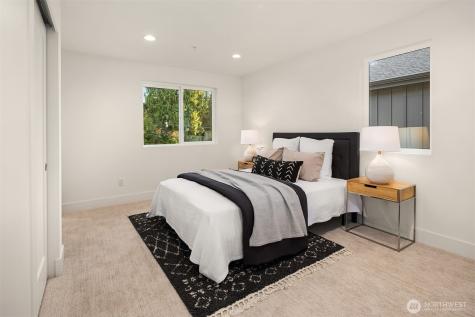 10172 NE 113th Place Kirkland WA 98033