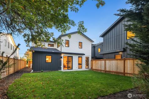 10172 NE 113th Place Kirkland WA 98033