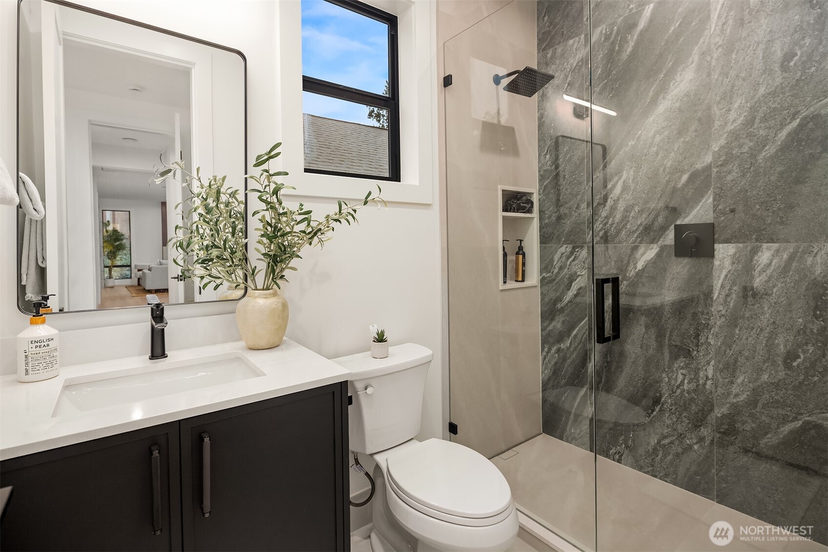 1208 211th Place Sammamish WA 98074