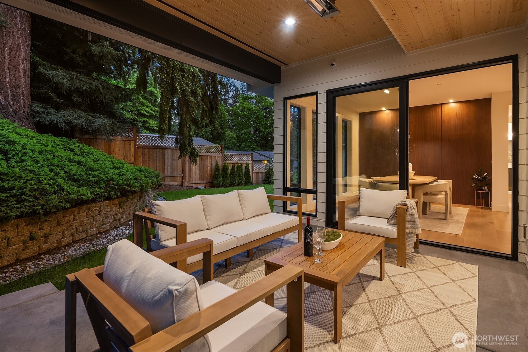 1208 211th Place Sammamish WA 98074