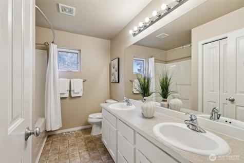 4418 239th Place SE Bothell WA 98021