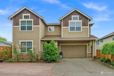 20352 105th Kent WA 98031