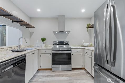 13731 SE 258th Place Kent WA 98042