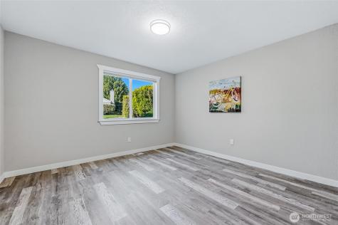 13731 SE 258th Place Kent WA 98042