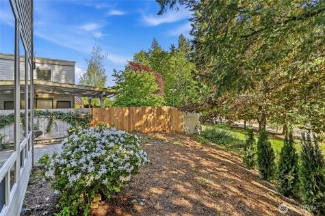 13731 SE 258th Place Kent WA 98042
