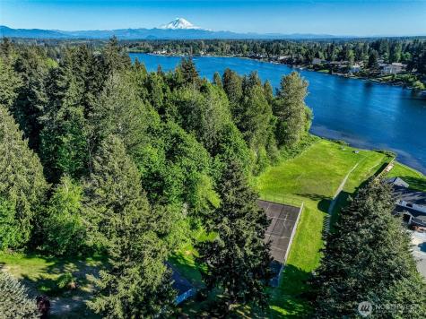 13731 SE 258th Place Kent WA 98042