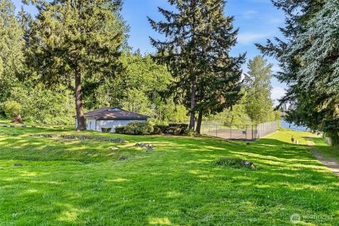 13731 SE 258th Place Kent WA 98042