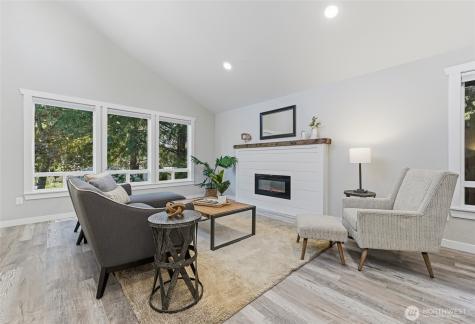 13731 SE 258th Place Kent WA 98042