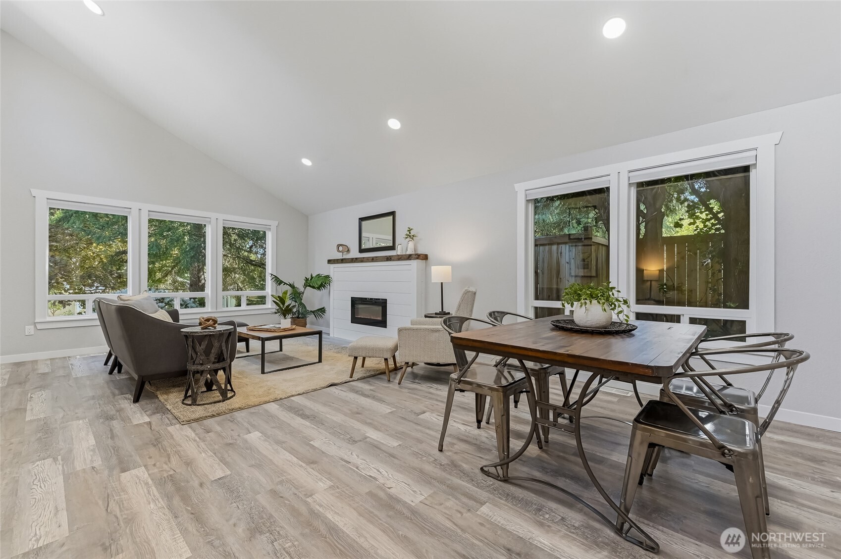 13731 SE 258th Place Kent WA 98042