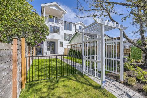 8326 28th Seattle WA 98117