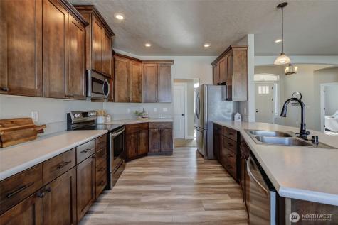 415 SW R Street Quincy WA 98848