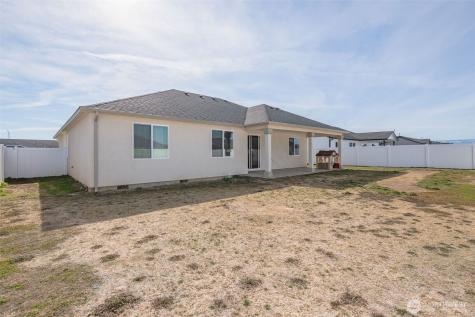 415 SW R Street Quincy WA 98848