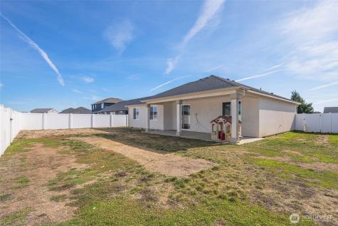 415 SW R Street Quincy WA 98848