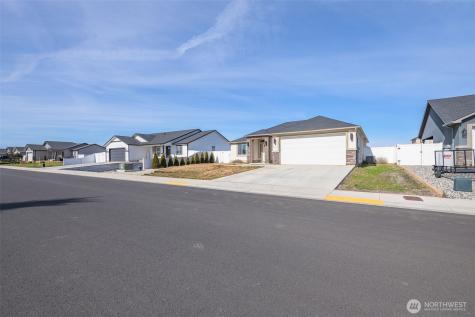 415 SW R Street Quincy WA 98848