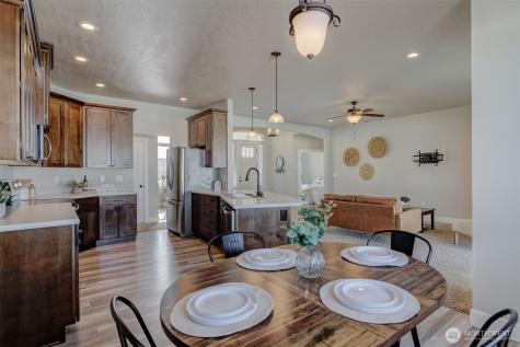 415 SW R Street Quincy WA 98848