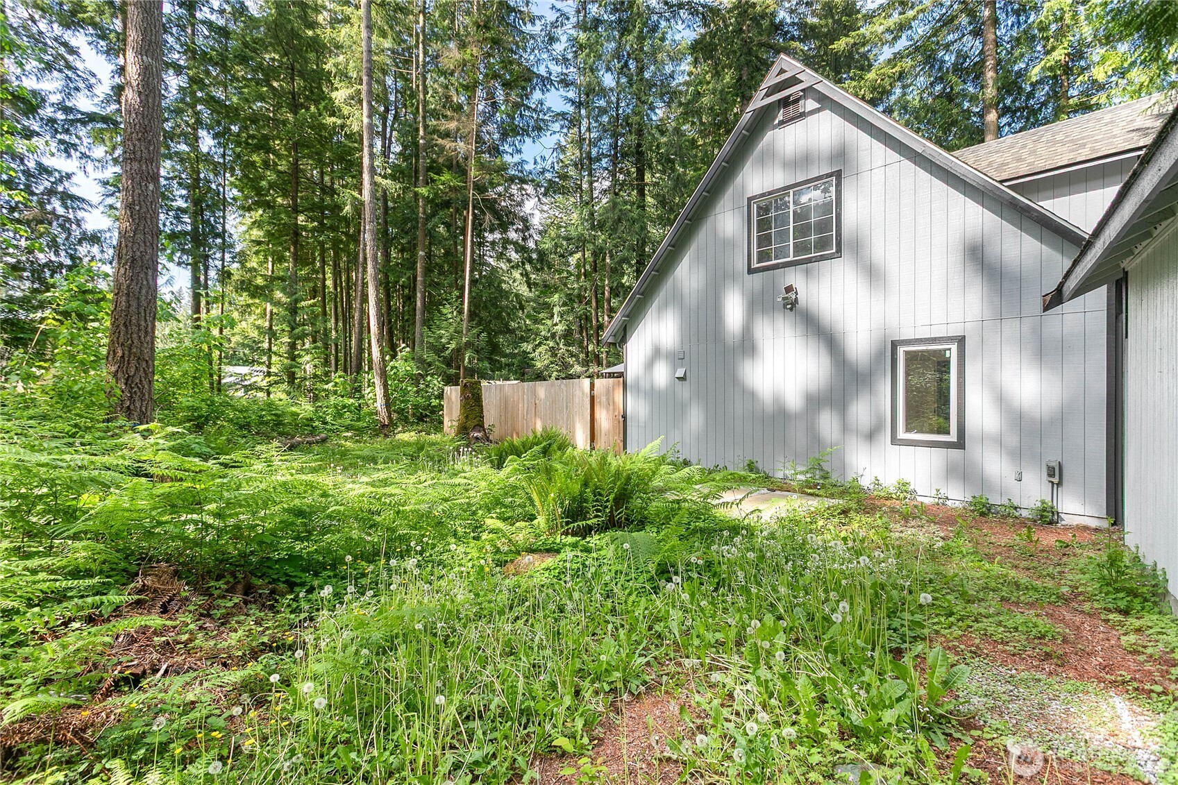 981 Red Valley Lane Maple Falls WA 98266