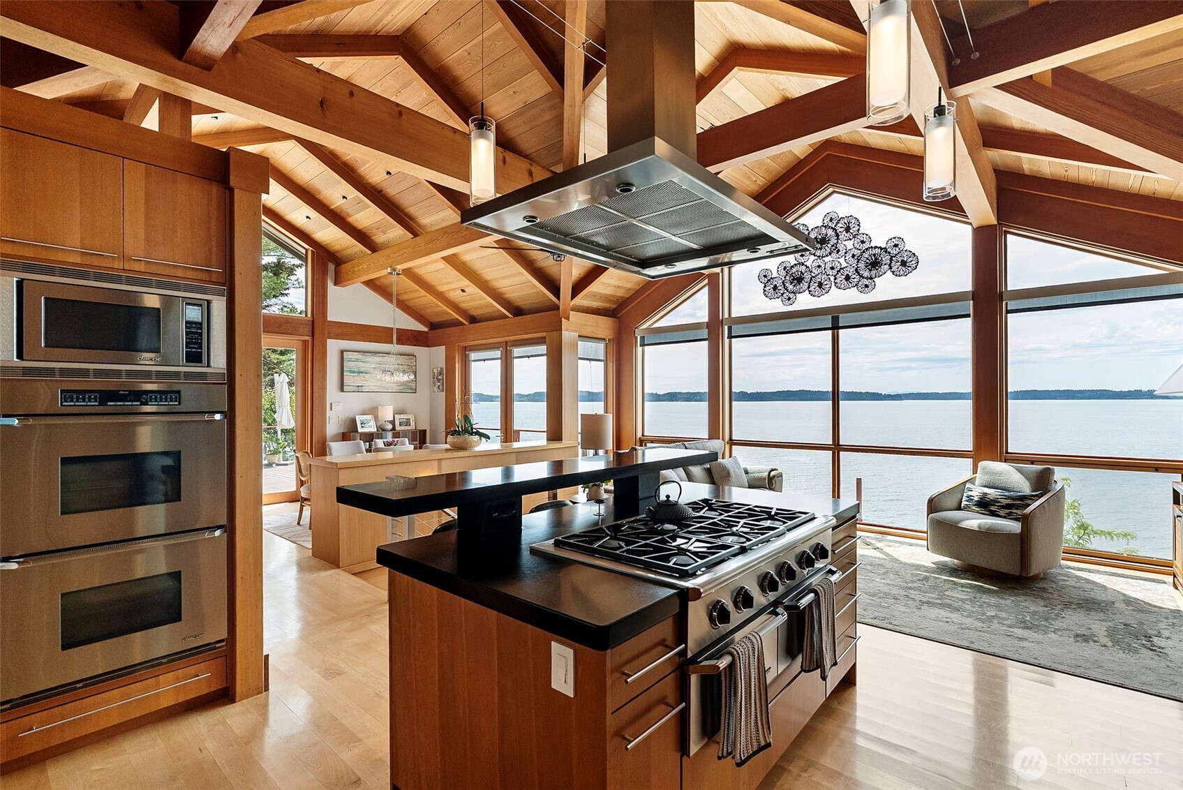 540 3rd Avenue Fox Island WA 98333