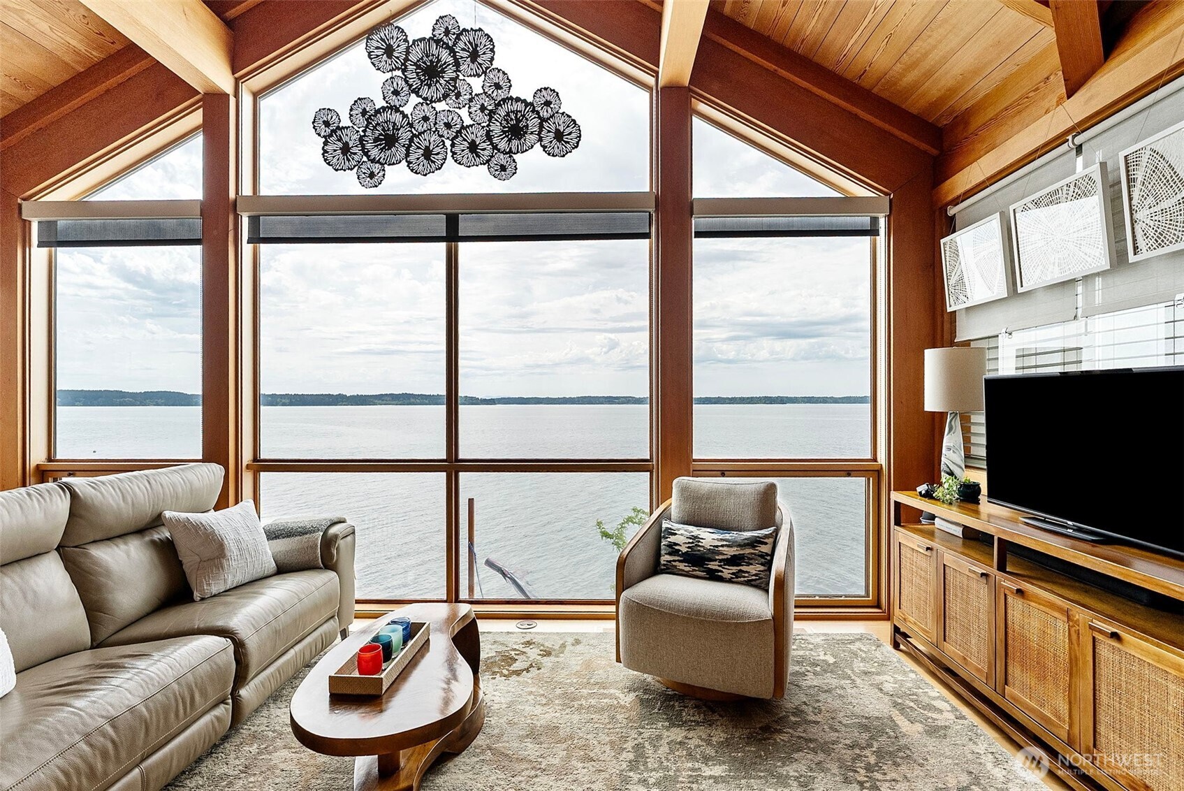 540 3rd Avenue Fox Island WA 98333