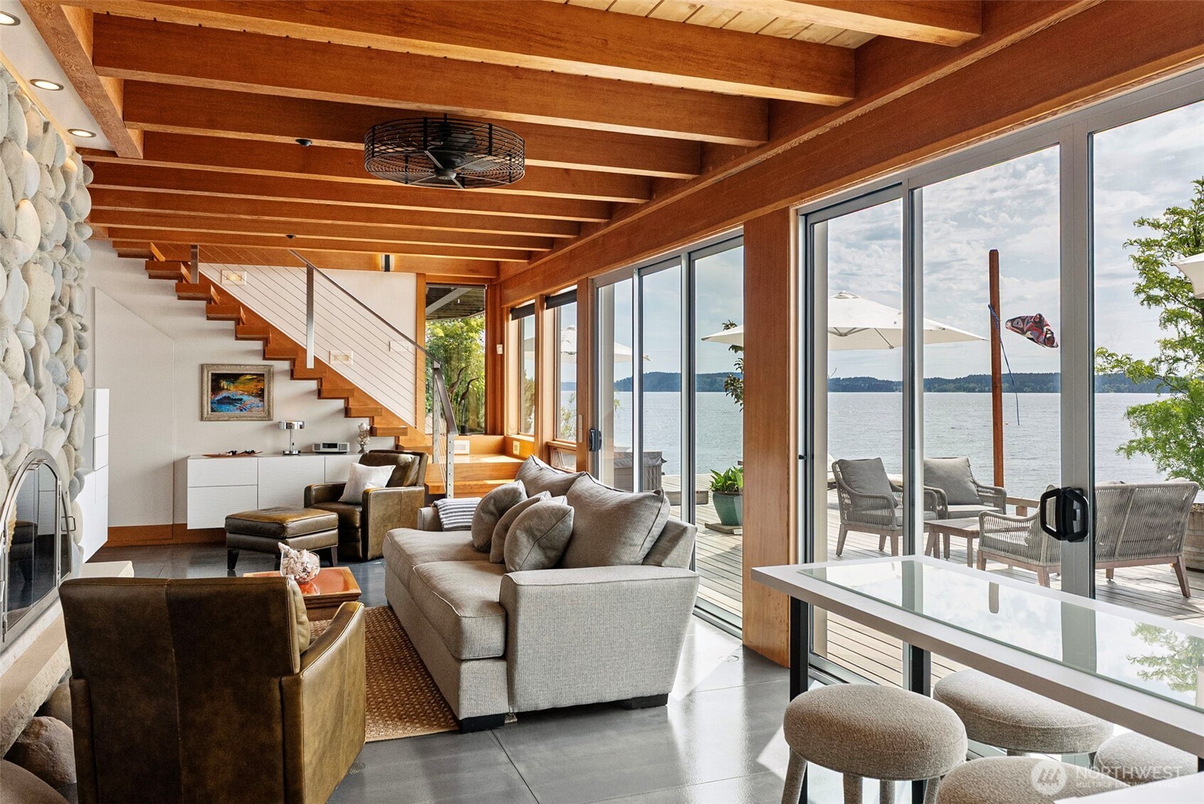 540 3rd Avenue Fox Island WA 98333