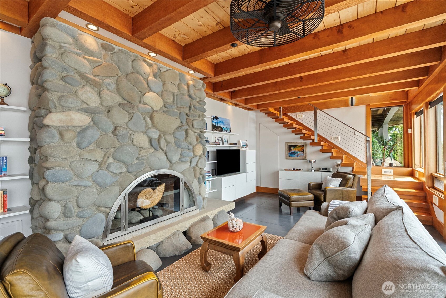 540 3rd Avenue Fox Island WA 98333