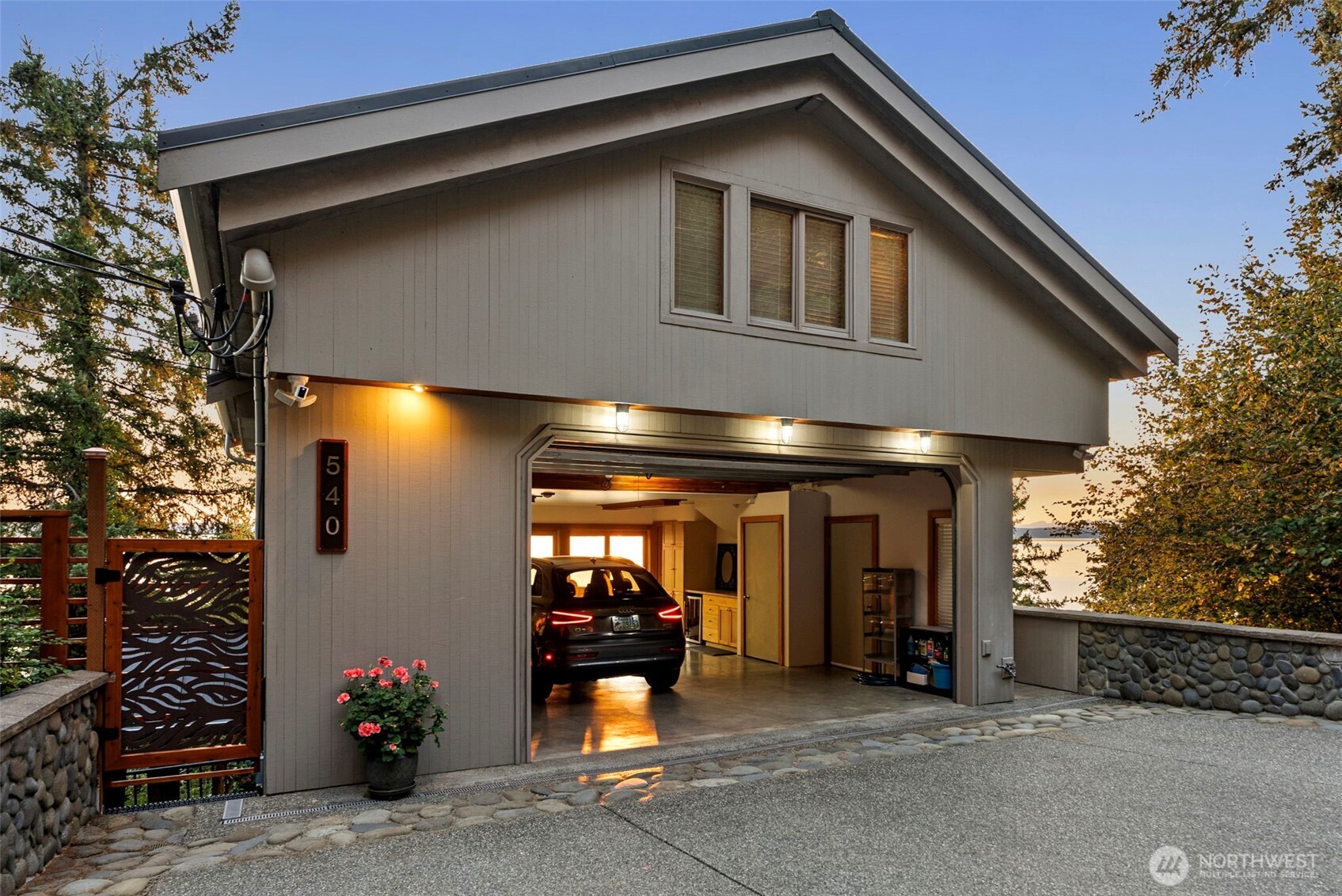 540 3rd Avenue Fox Island WA 98333