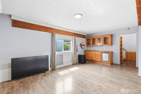 6113 95th Place NE Marysville WA 98270