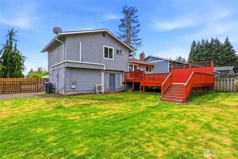 6113 95th Place NE Marysville WA 98270