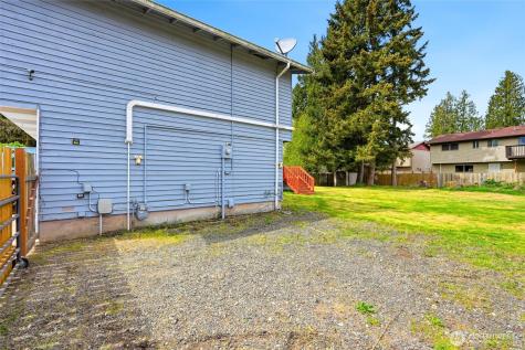 6113 95th Place NE Marysville WA 98270