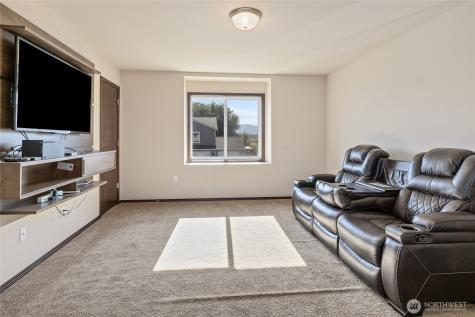 2210 N Creeksedge Way Ellensburg WA 98926