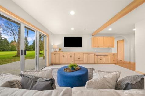 5520 Canvasback Road Blaine WA 98230